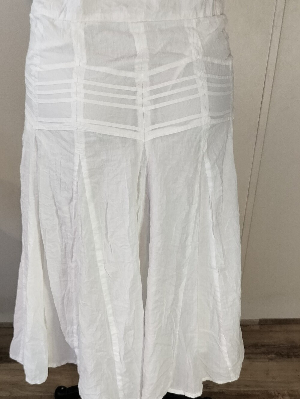 Women's White Maxi Skirt with Paneled Pleat Details - Picture 2 of 3